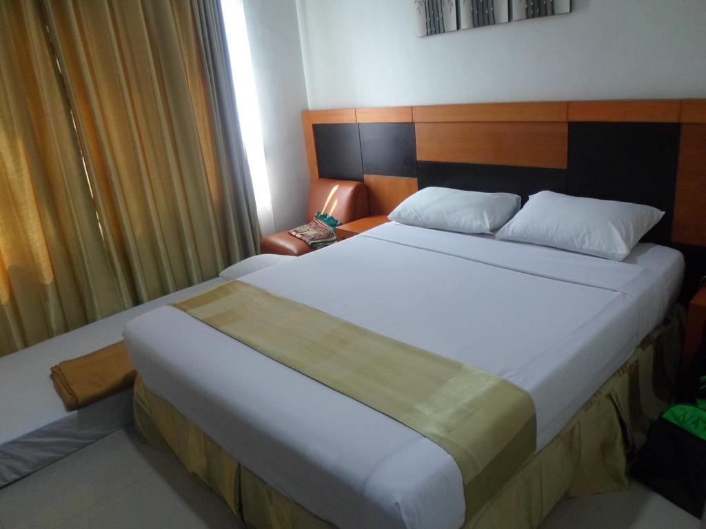 Hotel Grand Karawang Indah Номер фото